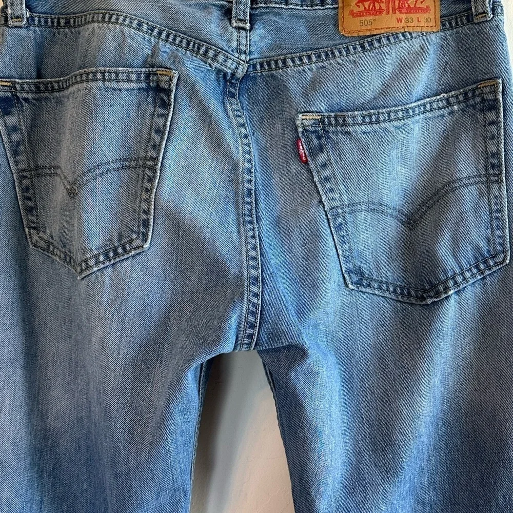 Levi’s 505 Classic Blue Medium Wash Straight Leg Denim Jeans Sz 33x30